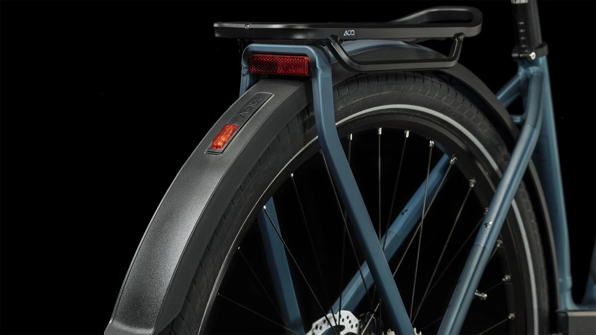 Cube Kathmandu Hybrid One 625 2024 Lage Instap 10 Cube Kathmandu Hybrid One 625 2024 Lage Instap - Afbeelding 8