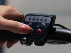 Cortina E-U1 N3 2023 Dames 6 Cortina E-U1 N3 2023 Dames -Cube Shop cortina e u1 n3 2023 bedieningspaneel b93d