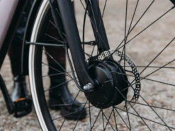 QWIC Premium I FN7 Dames -Cube Shop qwic premium i fn7 voorwielmotor f35a