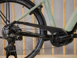 Victoria ETrekking 12.9 46cm Dames Showmodel 10 Victoria ETrekking 12.9 46cm Dames Showmodel -Cube Shop victoria etrekking 12.9 dames detailfoto motor casette