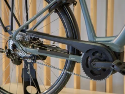 Cube Shop 28 Cube Shop -Cube Shop victoria etrekking 6.3 detailfoto2 motor crank