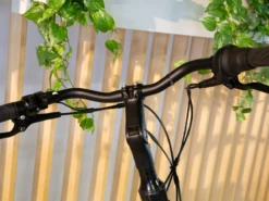 Vyber Ride E1 Lite M7 57cm Dames Showmodel 13 Vyber Ride E1 Lite M7 57cm Dames Showmodel -Cube Shop vyber e1 lite 57 showmodel onyx black 121002 3